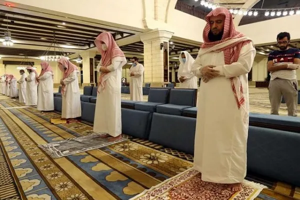 بسته شدن مجدد 39 مسجد در عربستان از بیم شیوع کرونا