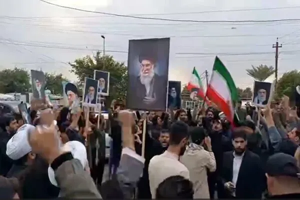 İraq Xalqının İrana və İnqilab Rəhbərinə Dəstək Nümayişi
