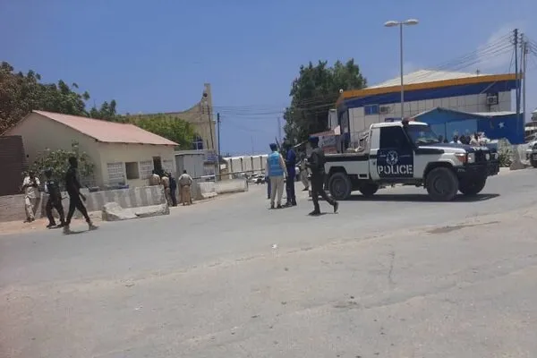 Somali'de BM yerleşkesine terör saldırısı