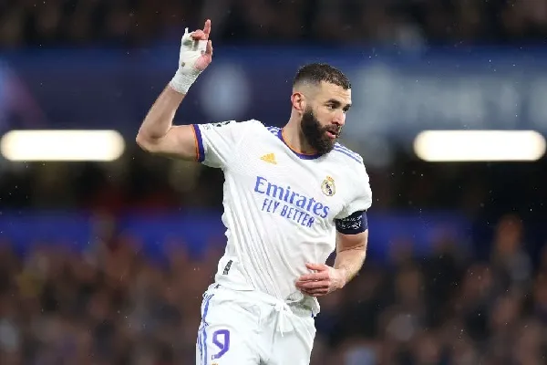 Muslim Footballer Benzema Sues French Far-Right Politician
