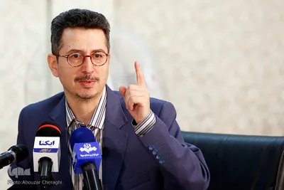 علیرضا فتحی پور  مدیر گروه علوم قرآنی رادیو قرآن