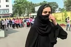 ভারতে হিজাব–বিতর্কের পেছনের কারণ কী