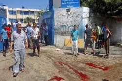 犹太复国主义政权军队袭击加沙南部一所隶属于“近东救济工程处”的学校