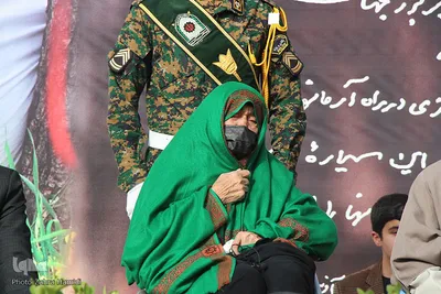 استقبال از مادر شهید «حسین بابایی» در بیرجند