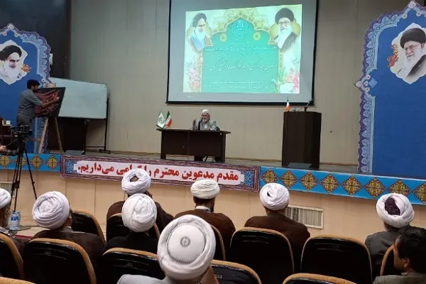 عکس | گردهمایی جهادگران عرصه تبلیغ در گرگان