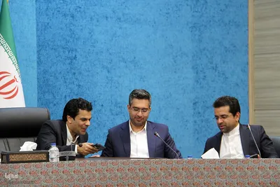 نشست چله‌های رسانه‌ای با موضوع جوانی جمعیت در یزد