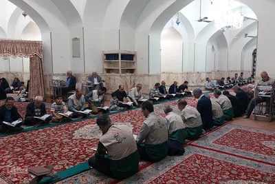 کرسی تلاوت رضوی زیارتگاه شهید مدرس - کاشمر