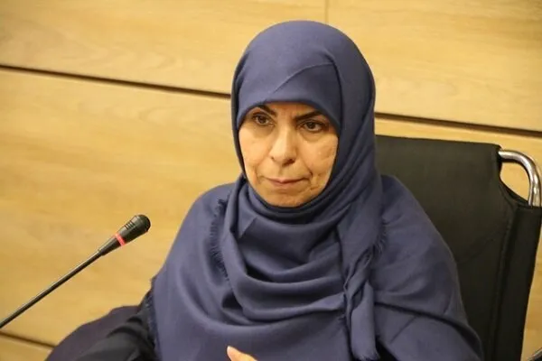 انتقادات فلاسفه دین زنانه به فلسفه دین معاصر