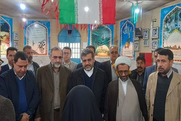 وزیر فرهنگ و ارشاد اسلامی وارد دلیجان شد