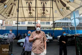 پرچم عزا بر فراز حسینیه کربلایی‌های تهران