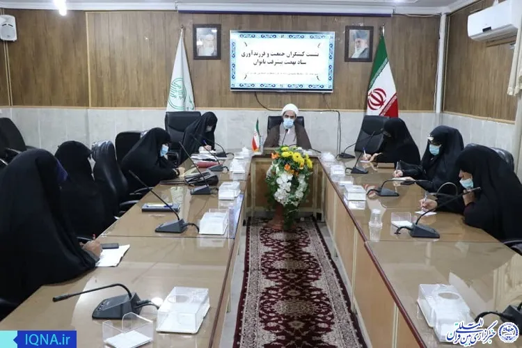 نخبگان حوزوی و دانشگاهی برای تبیین اهمیت فرزندآوری تلاش کنند
