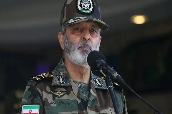 اسلامي ايران هیچا ته کلنګ نه ورکوي  