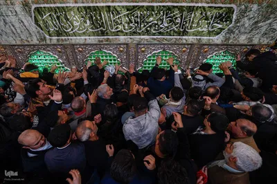 شب ولادت امیرالمؤمنین (ع) در حرم مطهر علوی