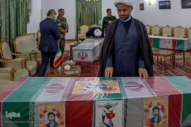 استقبال از پیکر ۳ شهید تازه تفحص شده دفاع مقدس در شیراز‎‎
