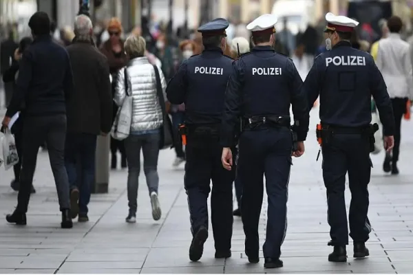 Las familias musulmanas en Austria siguen sufriendo dos años después de las redadas