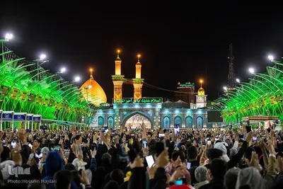تحویل سال نو در حرم امام حسین(ع)