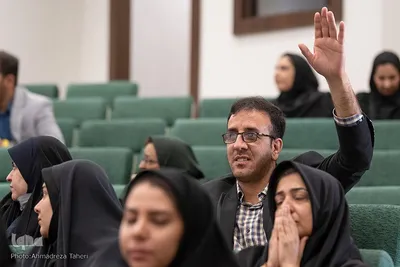نشست صمیمانه رئیس جهاددانشگاهی با اعضای واحد‌های جهاددانشگاهی در اصفهان