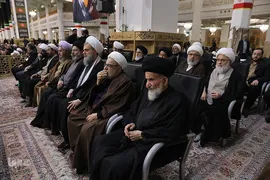 بزرگداشت چهلمین روز شهادت رهبر شهید در حرم حضرت معصومه (س)
