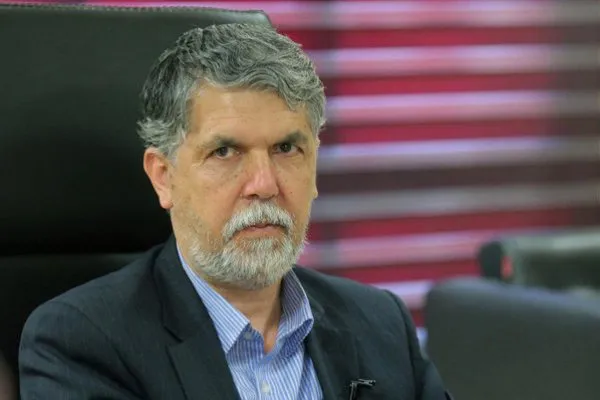 توسعه ایران اسلامی، نظام و انقلاب را حفظ کرده است