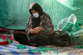 آغاز بسته‌بندی لباس همایش عظیم شیرخوارگان حسینی در استان فارس‎‎‎‎
