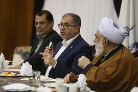 مراسم شعر خوانی شاعران بین المللی حوزه مقاومت
