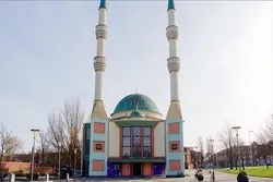 Misikiti Uholanzi inapekuliwa kinyume cha sheria