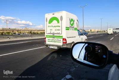 معلولین و سالمندان کهریزک میهمان هم‌نمک شدند
