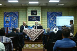 رونمایی از کتاب «شخصیت قرآنی رهبر شهید» در فرهنگسرای قرآن