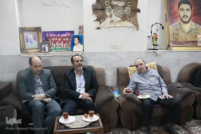 دیدار مسئولان جهاددانشگاهی سمنان با خانواده شهید نیک ذات‎