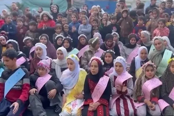 Gazze’de Kur’an hafızı çocuklar onurlandırıldı