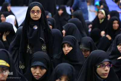 دیدار خانواده‌های شهدای هفتم تیر و مدافع حرم با رهبر انقلاب
