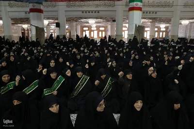 خطبه‌خوانی روز میلاد کریمه اهل بیت(س)