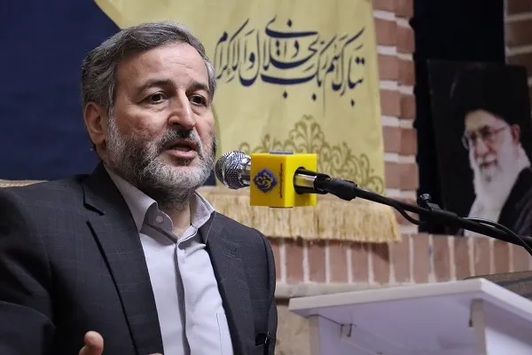 امواج رادیو تلاوت به سراسر کشور می‌رسد + صوت