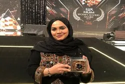 Une iranienne a reçu le prix des meilleures femmes du monde musulman