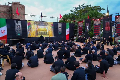 مراسم عزاداری حسینی در سنگ فرش مصلای تبریز