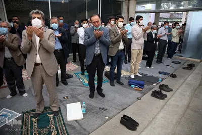 نماز با شکوه عید سعید فطر در مسجد دانشگاه تهران