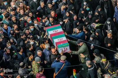 تشییع آلاله‌های گمنام در معراج الشهدای تهران