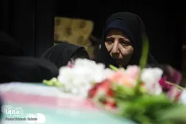 وداع با پیکر شهید مدافع حرم حمزه کاظمی