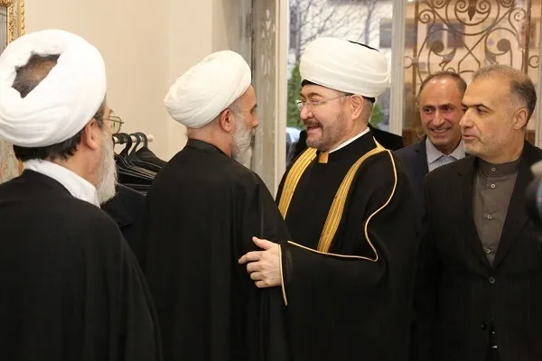 Муфтий Шейх Равиль Гайнутдин разделил ифтар от имени Посла Ирана Казема Джалали накануне дня аль-Кудс