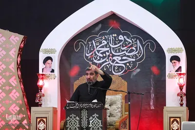 مراسم سوگواری شب شهادت امام صادق(ع) در حرم شاهچراغ