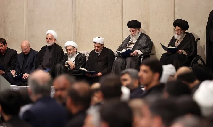 Recitación del Corán en memoria del presidente Raisi y de los demás 