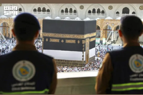 Mecca Civil Defense Steps Up Operations at Grand Mosque