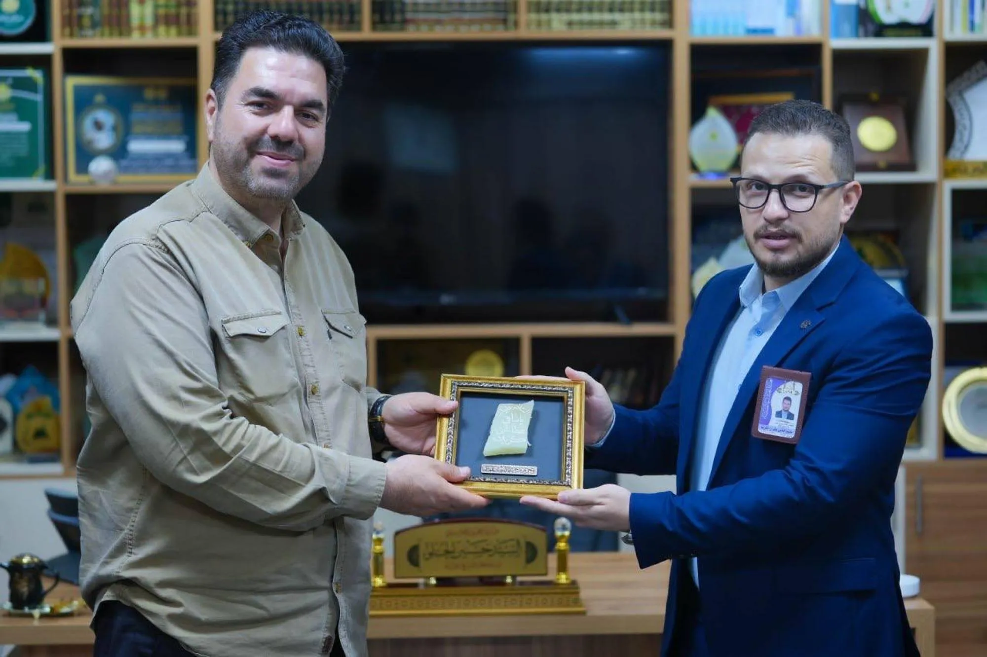 قارئ ایرانی دولي يشيد بمشروع أمير القراء الوطني