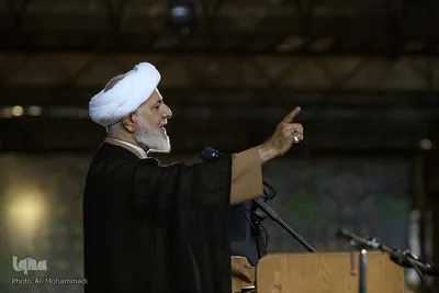 مراسم بزرگداشت جان‌باختگان متروپل آبادان