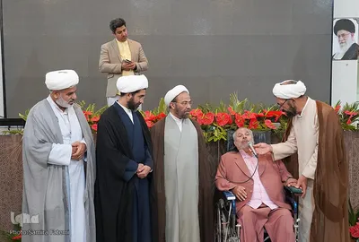 همایش تجلیل از یاوران وقف در زینبیه اصفهان