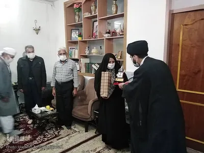 دیدار مسئولان با خانواده شهدای اهل سنت خراسان‌جنوبی