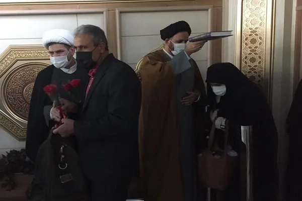 اولین گروه از زائران ایرانی عازم سوریه شد