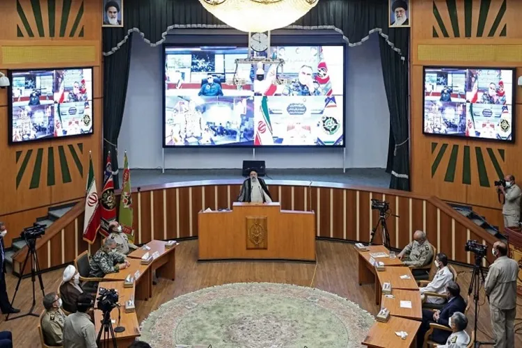 ولایی و مردمی بودن؛ مؤلفه قدرت ارتش / «ما می‌توانیم» را باید در گام دوم انقلاب به نمایش بگذاریم