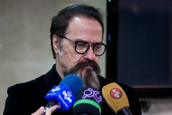 هنر انقلاب بیانگر هویت جمهوری اسلامی ایران است