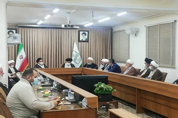 نگاه امام خمینی(ره) و رهبر انقلاب فراطایفه‌ای و تمدنی است